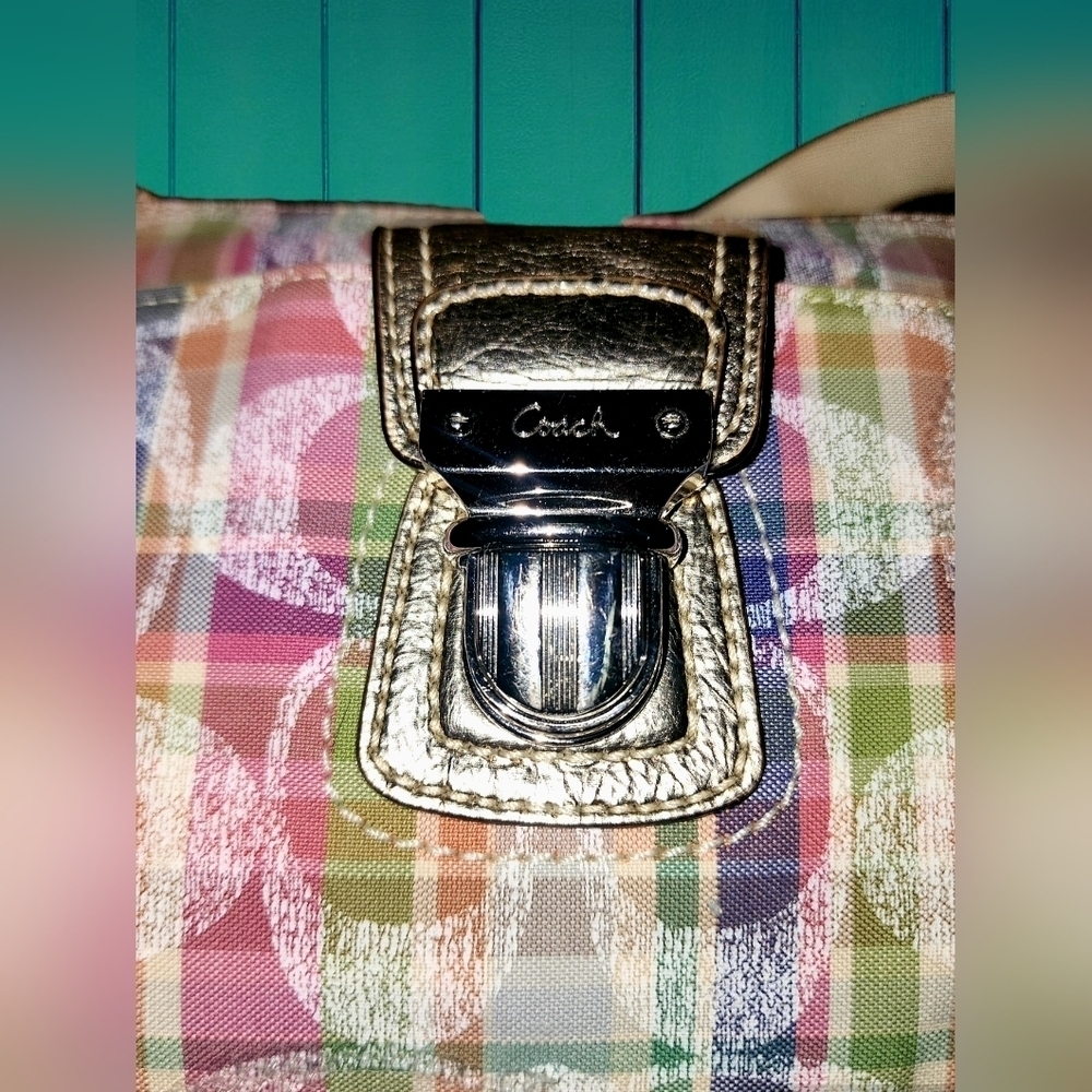 Coach Poppy Madras Plaid Sequined Signature Crossbody Bag with hang tag. - Picture 7 of 8